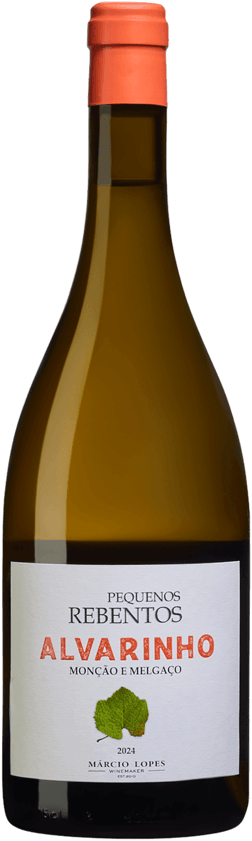 En lättare glasflaska med Márcio Lopes Pequenos Rebentos Alvarinho 2024, ett vitt vin från Vinho Verde i Portugal
