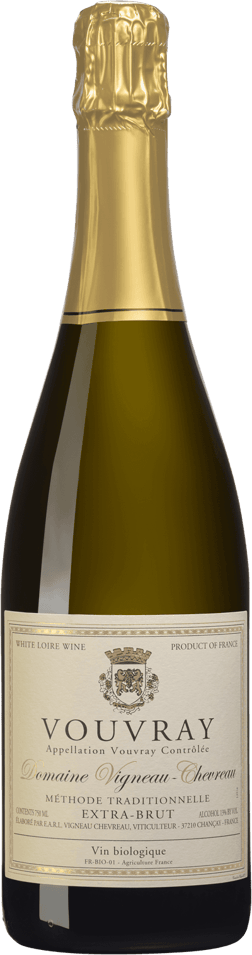 En glasflaska med Domaine Vigneau-Chevreau Vouvray Méthode Traditionnelle Extra Brut, en mousserande från Loiredalen i Frankrike