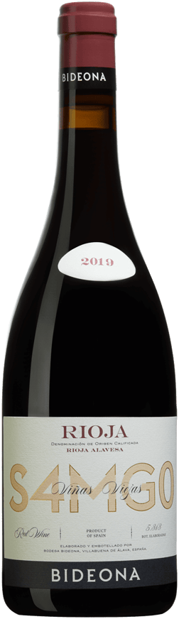 En glasflaska med Bideona S4mg0 2019, ett rött vin från Rioja i Spanien
