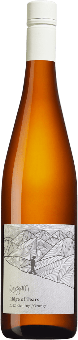 En glasflaska med Logan Ridge of Tears Riesling 2022, ett vitt vin från New South Wales i Australien