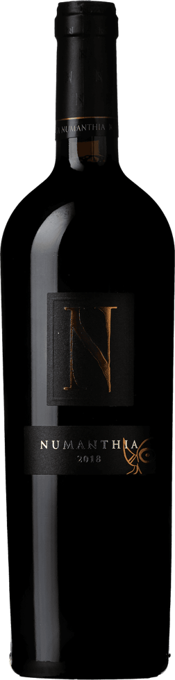 En glasflaska med Roberto Voerzio Disanfrancesco Langhe Nebbiolo 2020, ett rött vin från Spanien