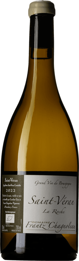 En glasflaska med Frantz Chagnoleau Saint Véran La Roche 2022, ett vitt vin från Bourgogne i Frankrike