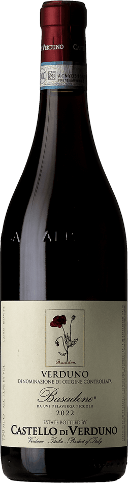 En lättare glasflaska med Castello di Verduno Basadone Pelaverga 2022, ett rött vin från Piemonte i Italien