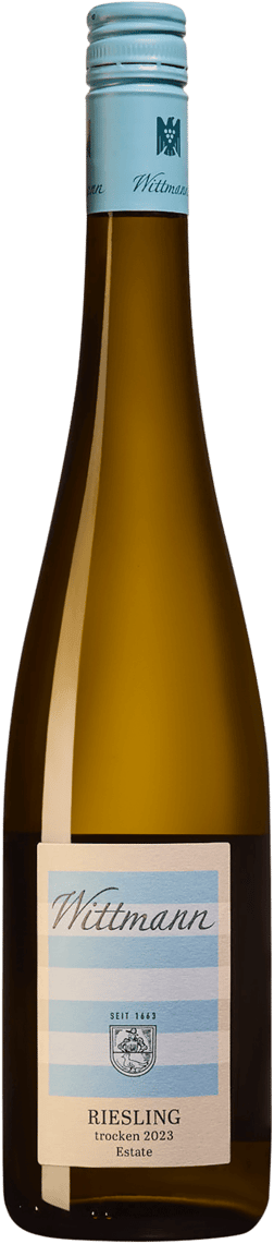 En lättare glasflaska med Wittmann Riesling Estate Trocken 2023, ett vitt vin från Rheinhessen i Tyskland