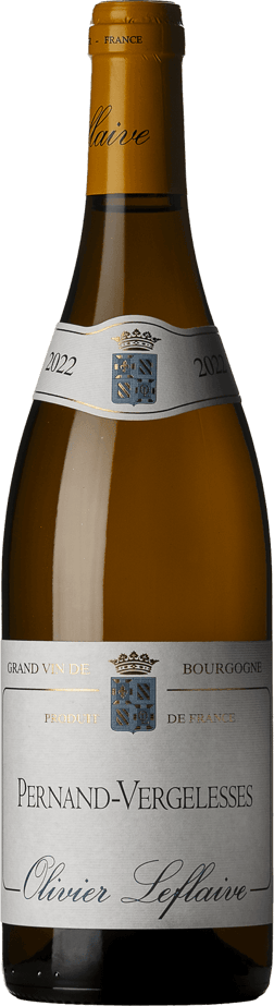 En glasflaska med Olivier Leflaive Pernand-Vergelesses Blanc 2022, ett vitt vin från Bourgogne i Frankrike