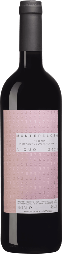 En glasflaska med Montepeloso A Quo 2023, ett rött vin från Toscana i Italien
