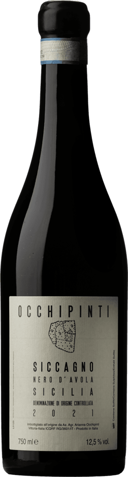 En glasflaska med Occhipinti Siccagno Nero d'Avola 2021, Italien, Sicilien, Nr 94904, 339 kr, ett rött vin från Sicilien i Italien