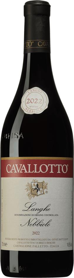 En lättare glasflaska med Cavallotto Langhe Nebbiolo 2022, ett rött vin från Piemonte i Italien