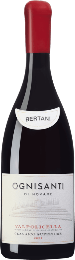 En glasflaska med Bertani Ognisanti Di Novare 2021, ett rött vin från Venetien i Italien